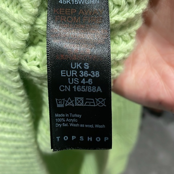 Topshop Chunky Knit Crop Sweater - Picture 9 of 9